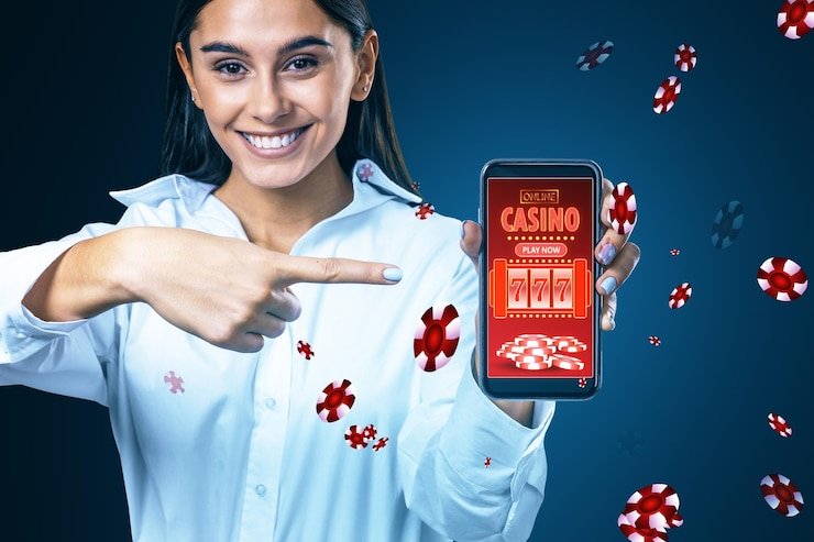 Pengguna membaca ketentuan voucher digital